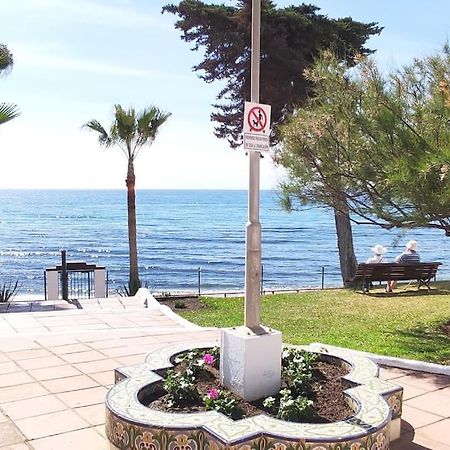 Algaida Beachfront - Seaview Studio Costa Del Sol Apartment Sitio de Calahonda Bagian luar foto